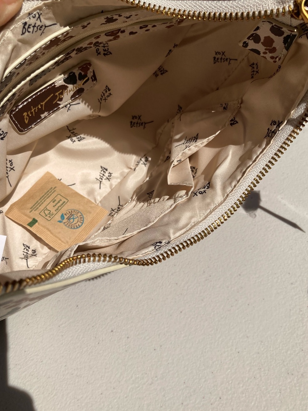 Betsey Johnson Crescent Shoulder Purse Brown White Cow Print Hearts Western - Picture 16 of 17